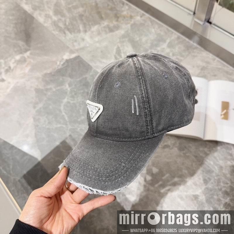 Prada Hat dx22