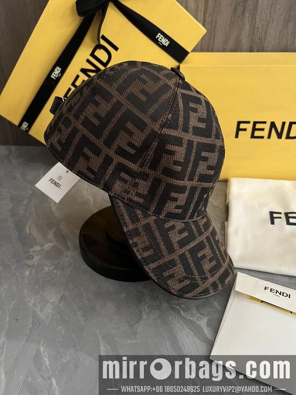 Fendi Hat dx81