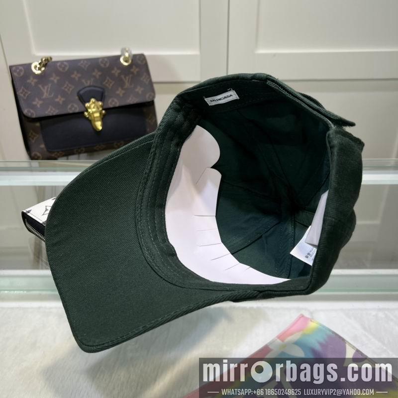 Balenciaga Hat dx44