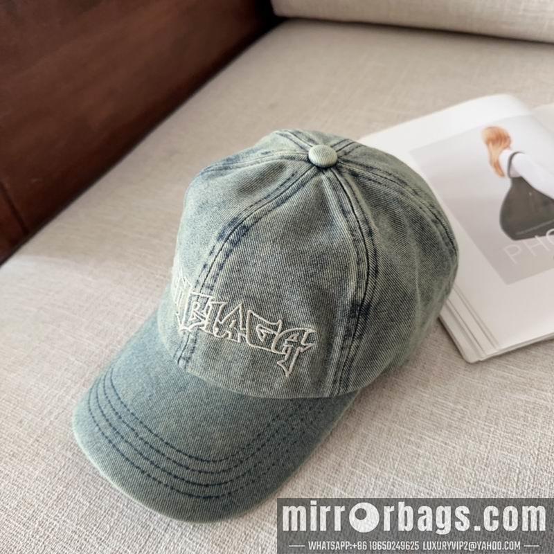 Balenciaga Hat dx39