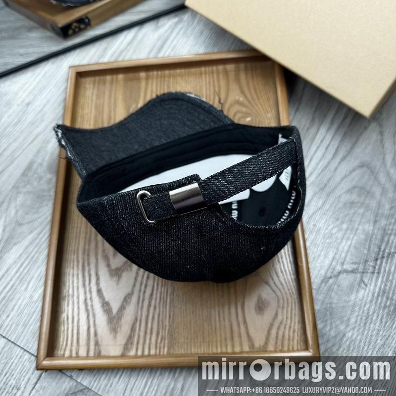 Miumiu Hat dx63