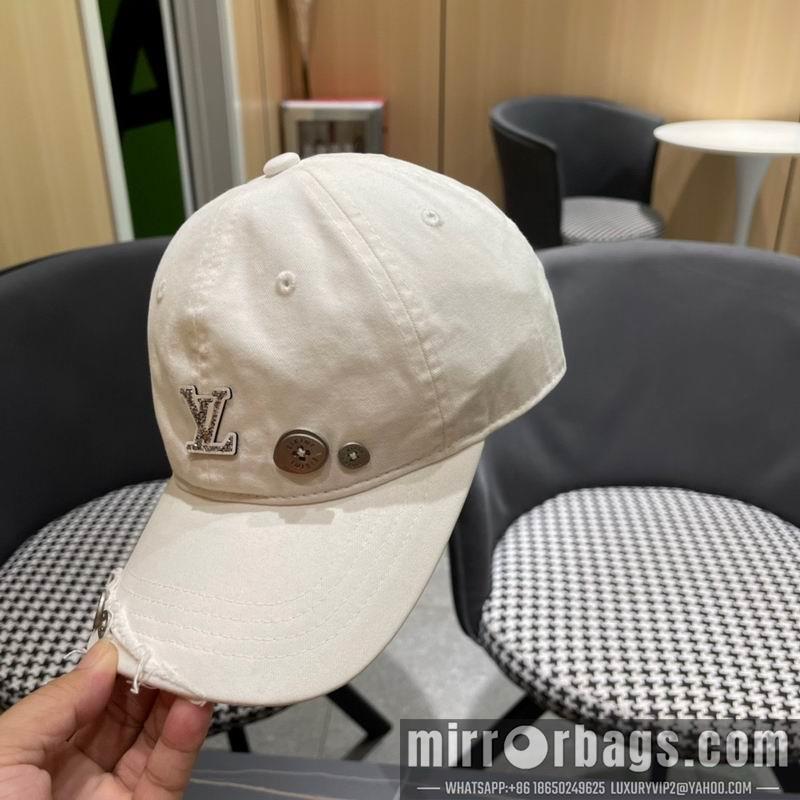 LV Hat 102802