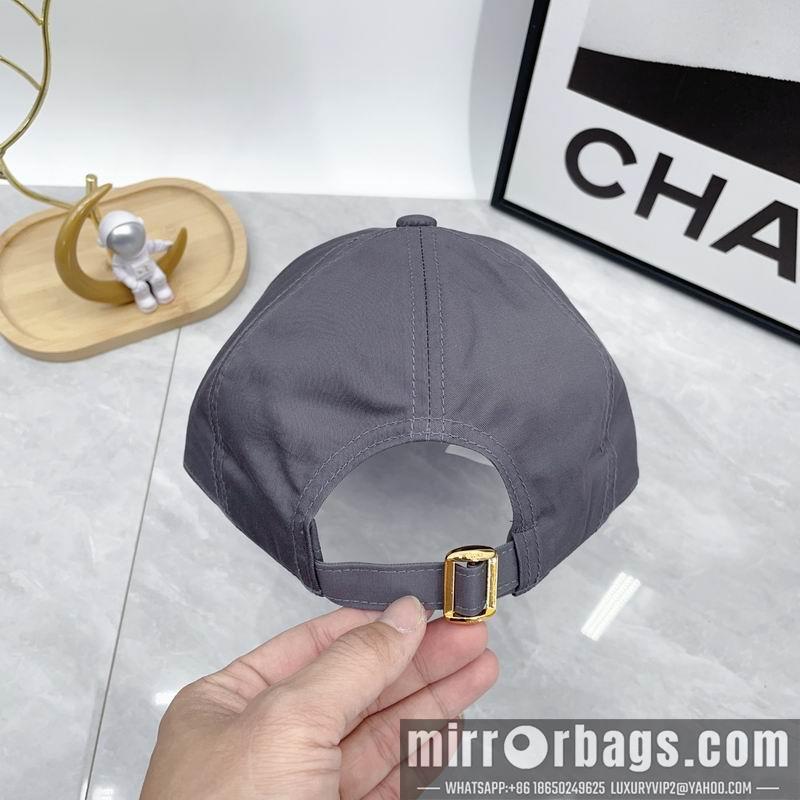 Celine Hat dx33
