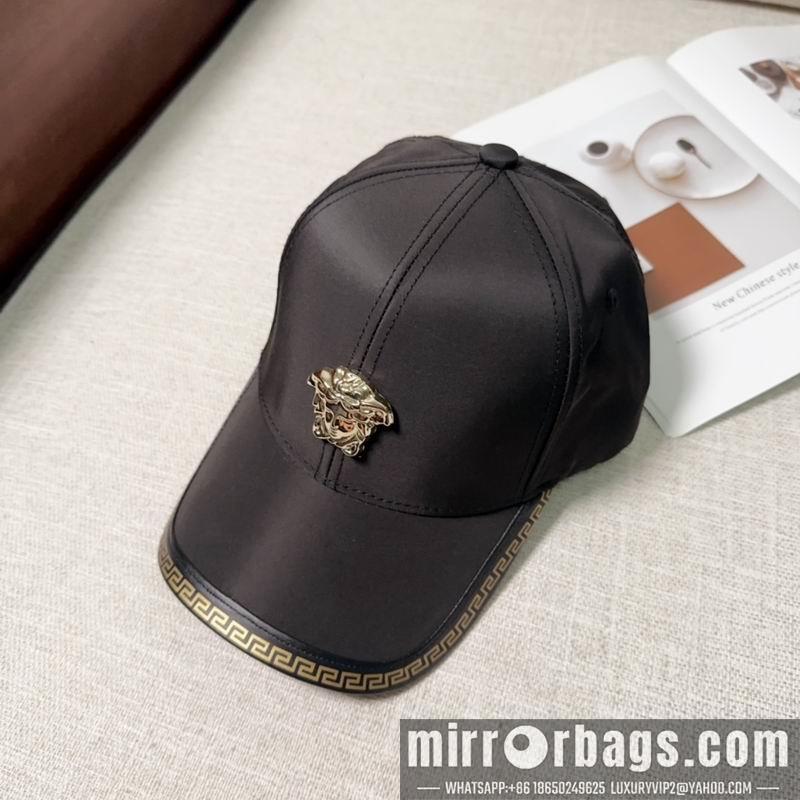 Versace Hat dx08