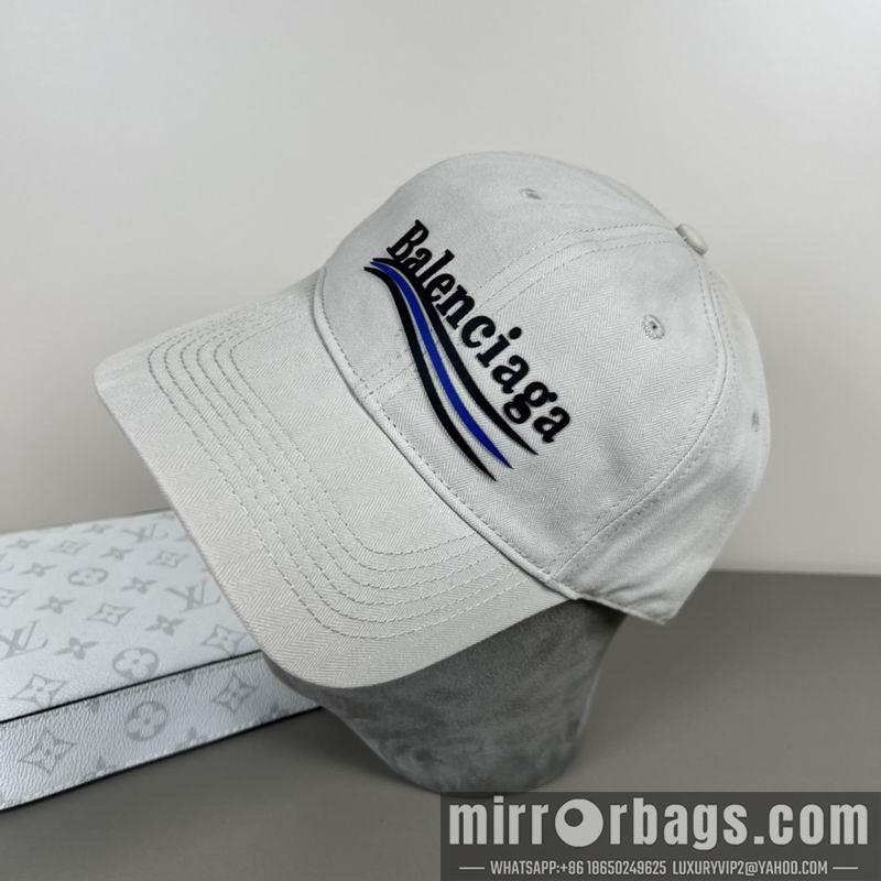 Balenciaga Hat dx38