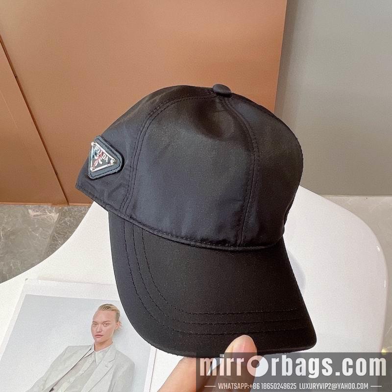 Prada Hat dx19