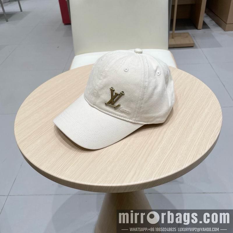 LV Hat 010902
