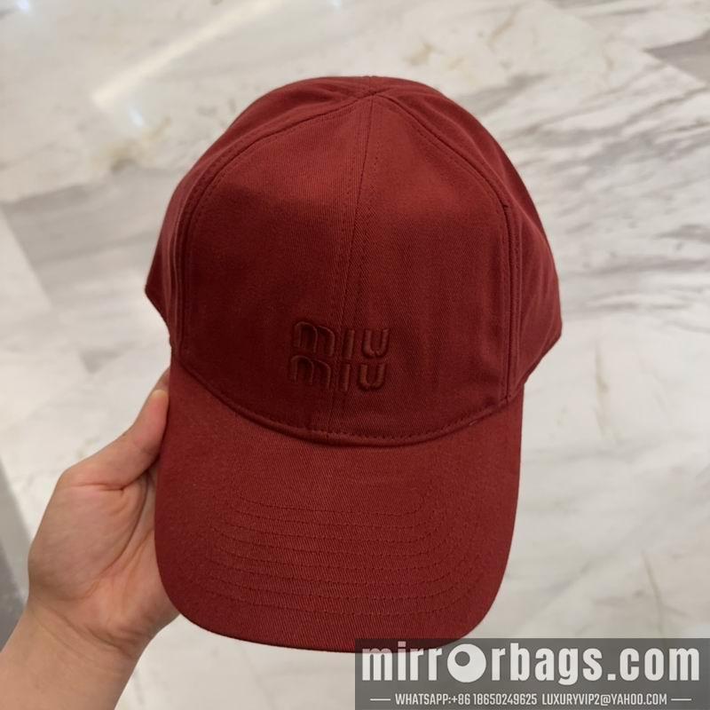 Miumiu Hat dx35