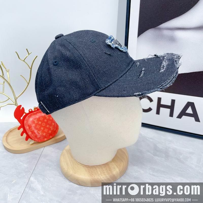 Prada Hat dx01
