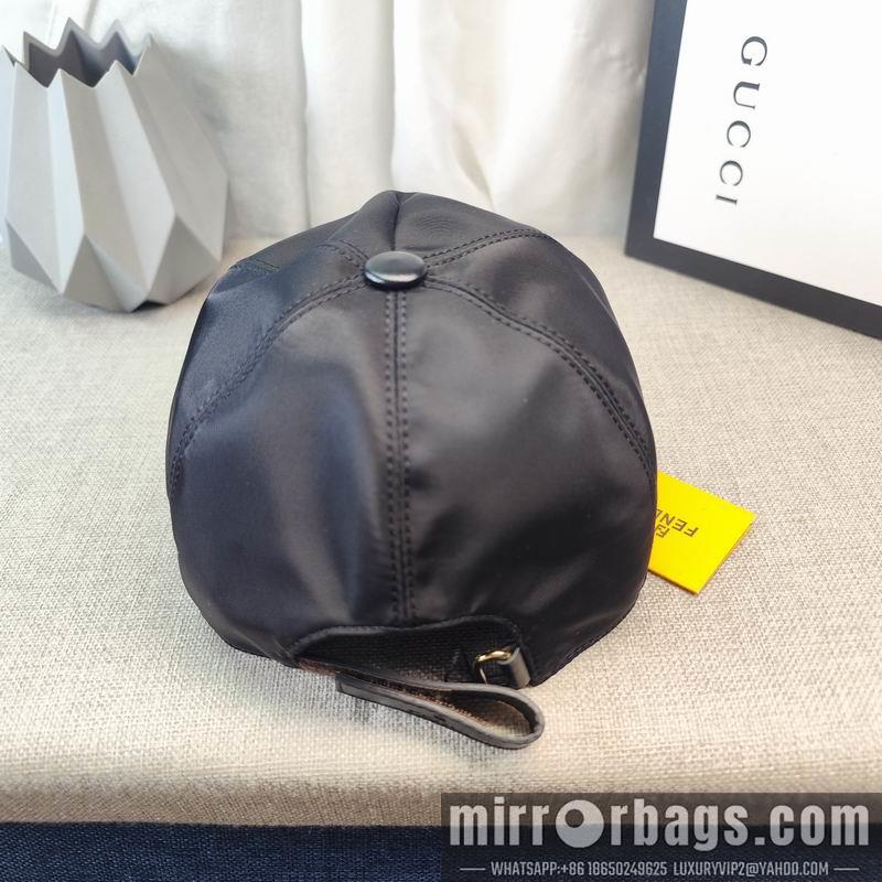 Fendi Hat dx07