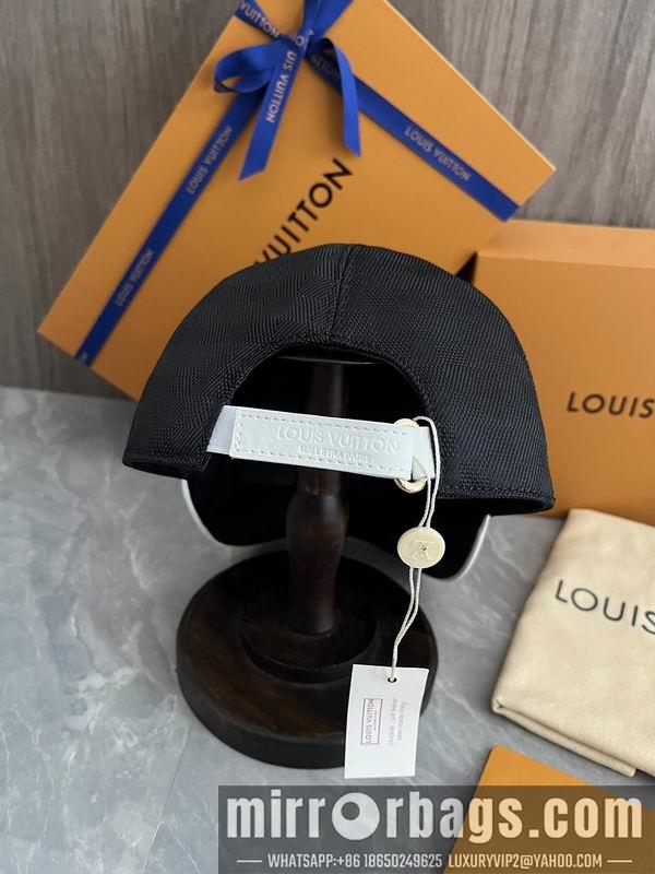 LV Hat dx04