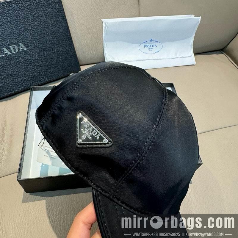 Prada Hat dx70
