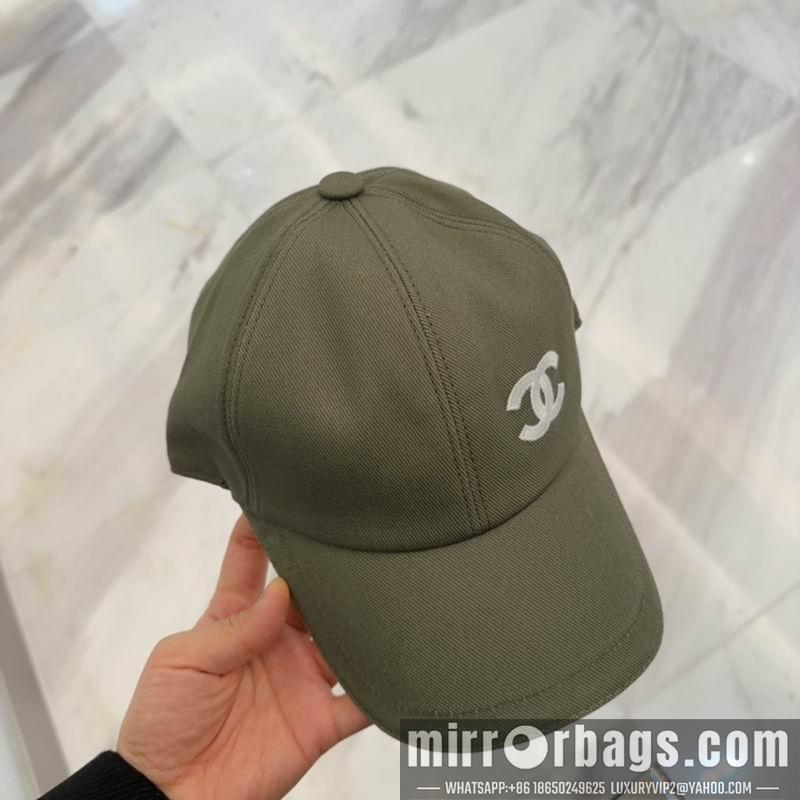 Chanel Hat dx40