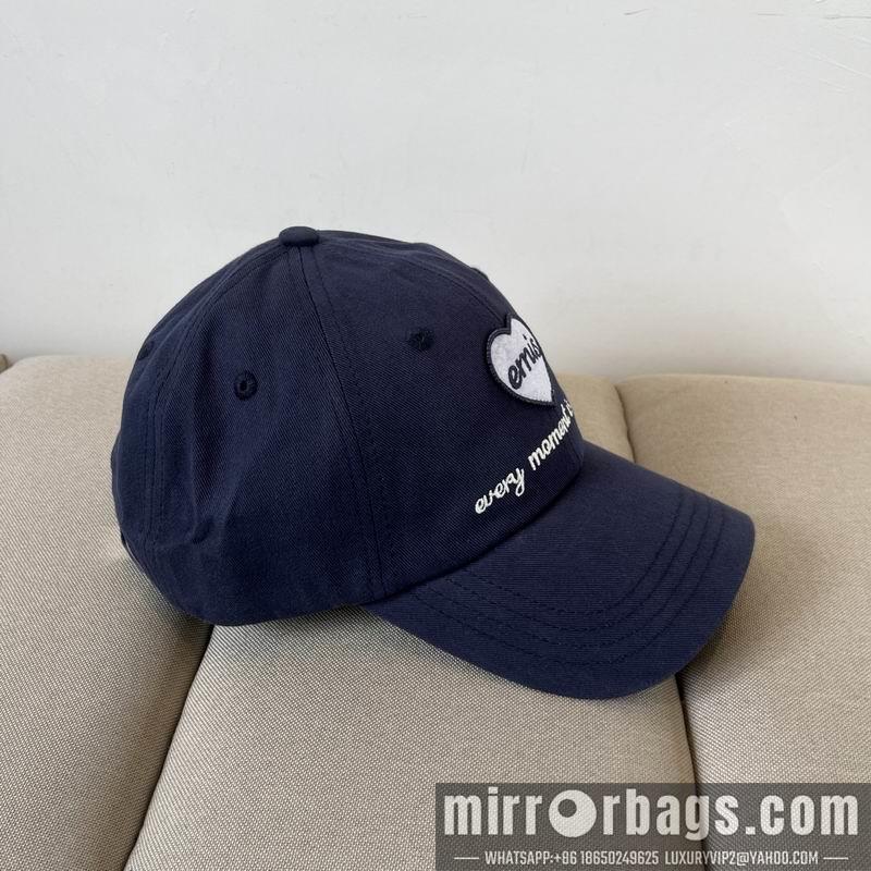 Emis Hat dx07