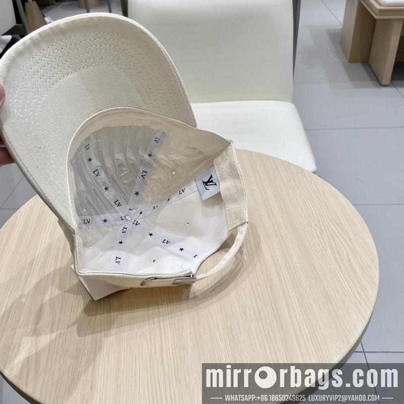 LV Hat 040207
