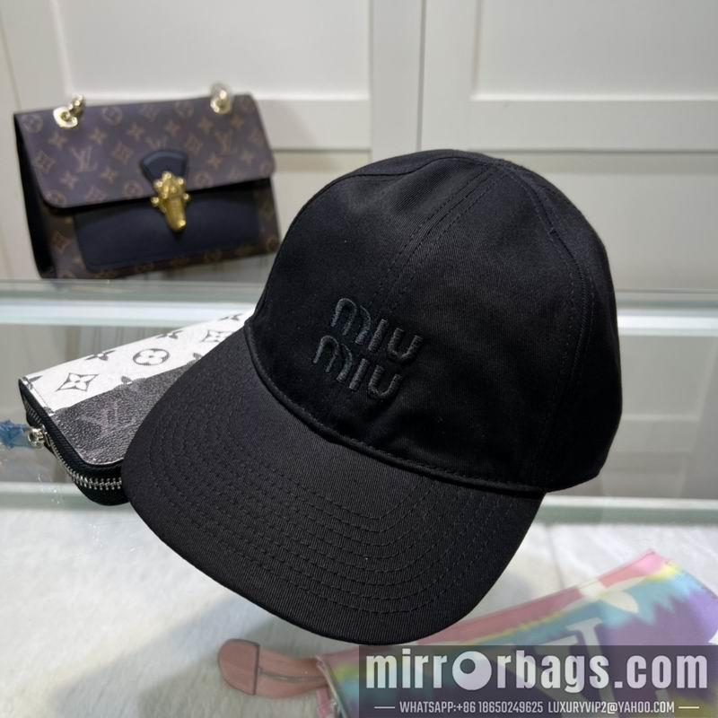 MiuMiu Hat hm11
