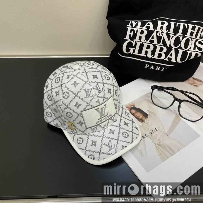LV Hat 042703