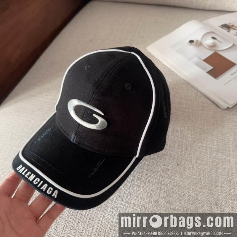 Balenciaga Hat dx24