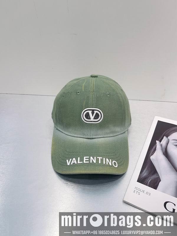 Valentino Hat dx01