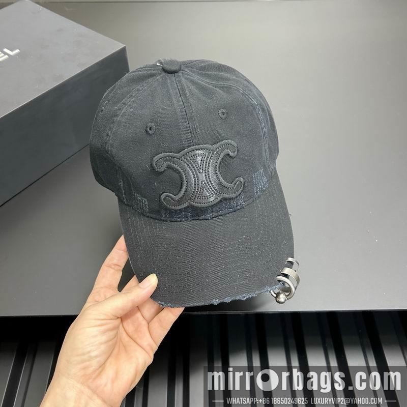 Celine Hat dx09
