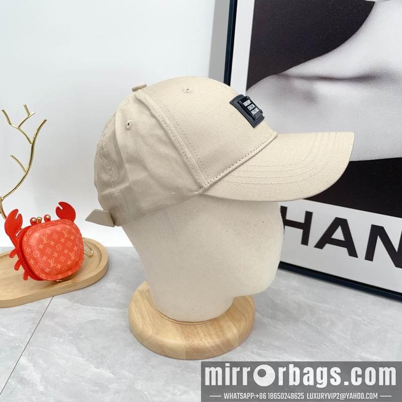 Burberry Hat dx04