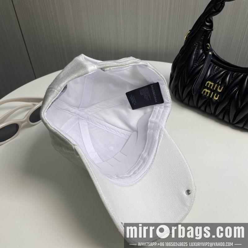 Balenciaga Hat 010201