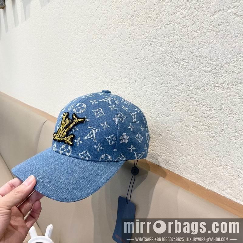 LV Hat 081804