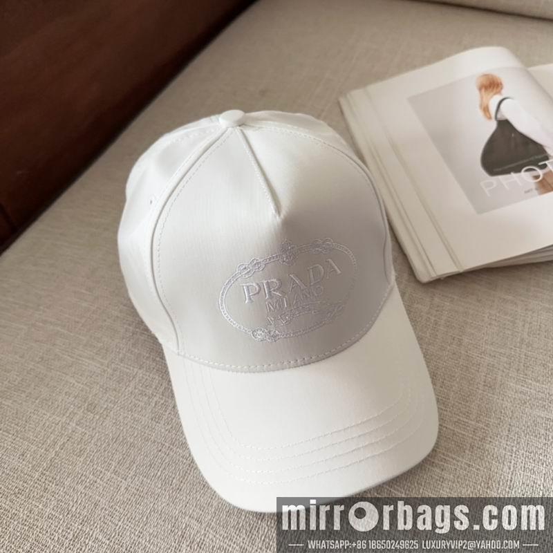 Prada Hat dx15
