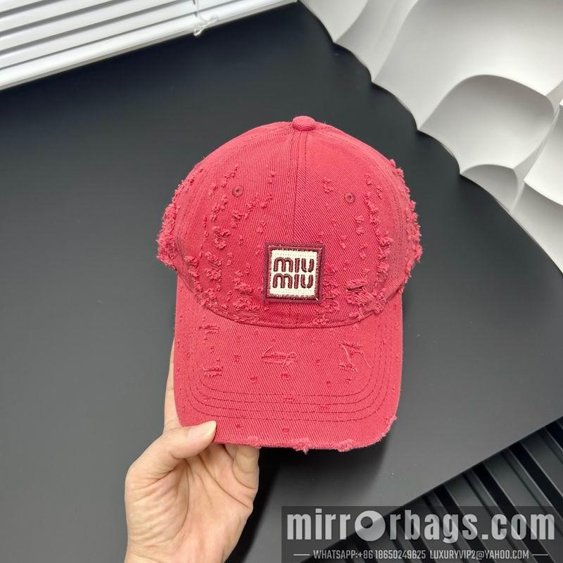 Miumiu Hat dx05