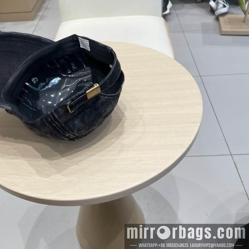 Miumiu Hat 040201
