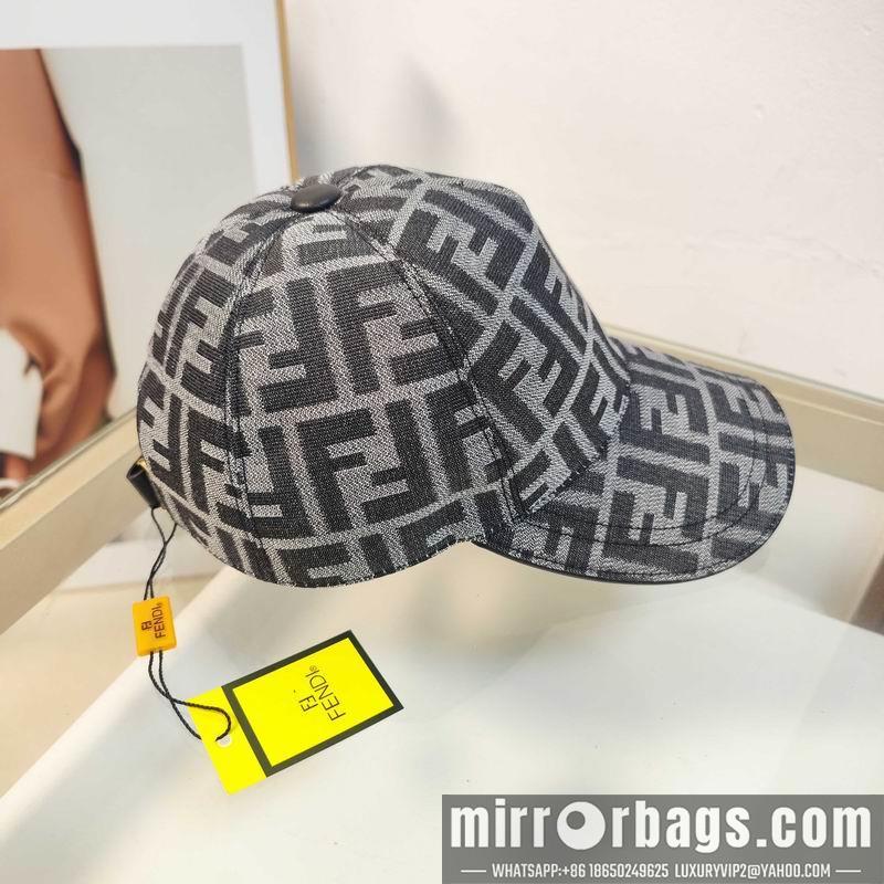 Fendi Hat dx93
