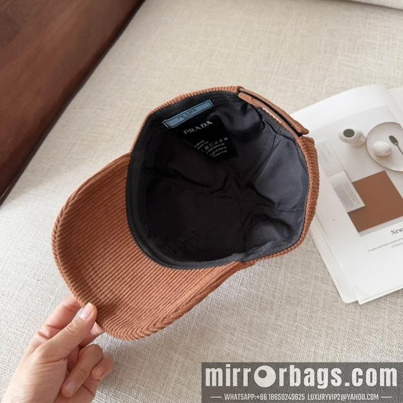Prada Hat dx71