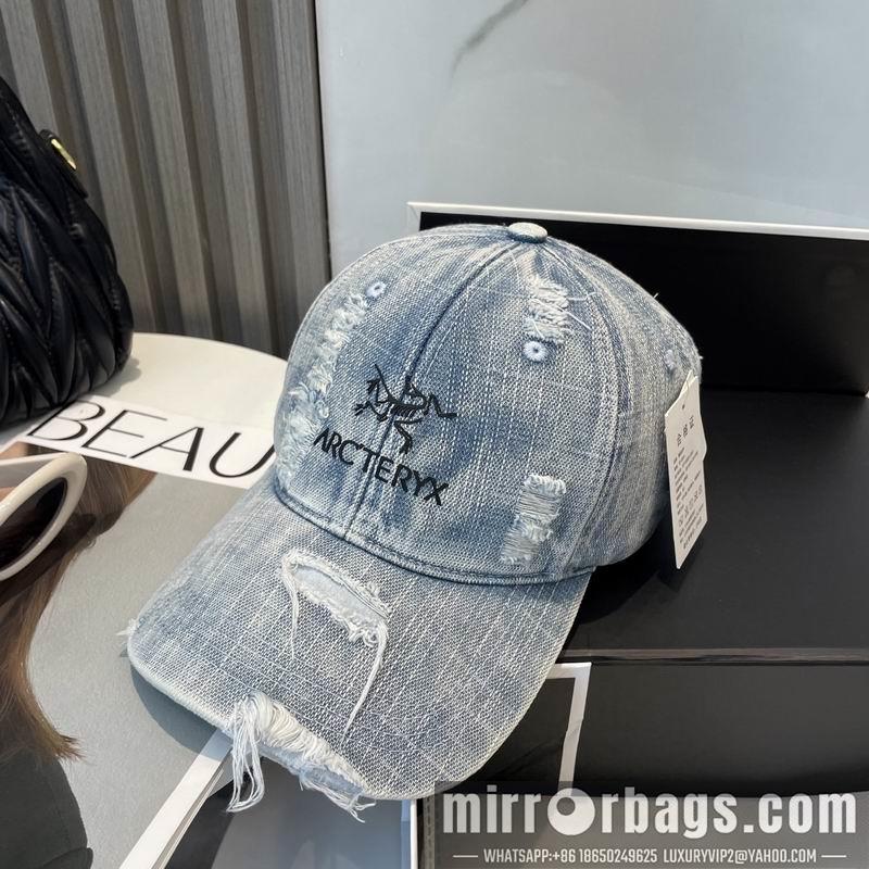 Arcteryx Hat dx18