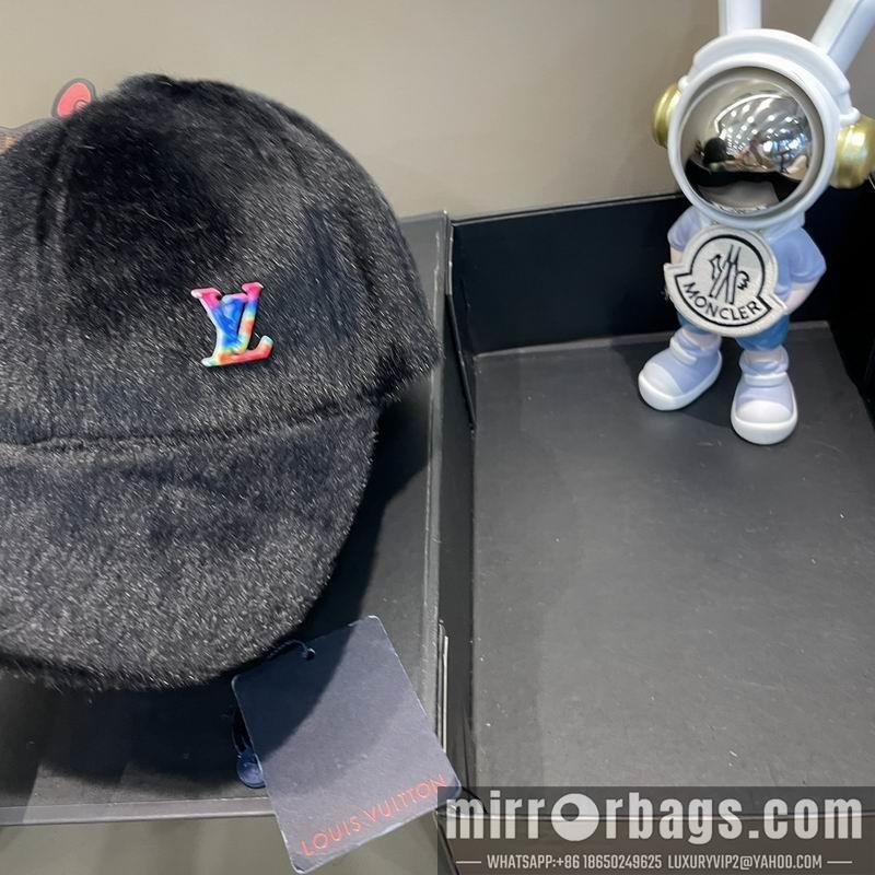 LV Hat 081002