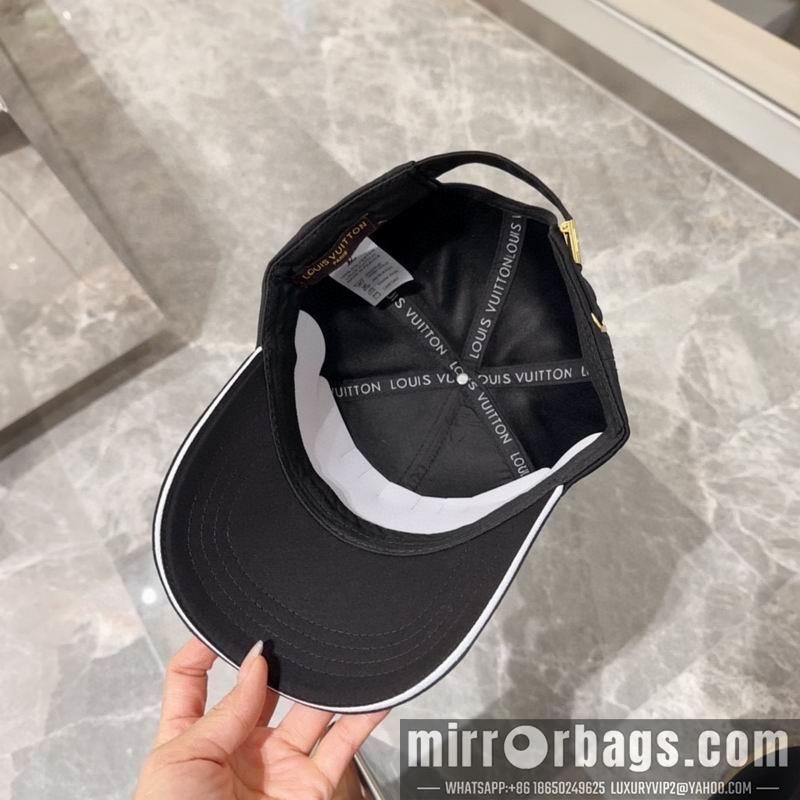 LV Hat dx19