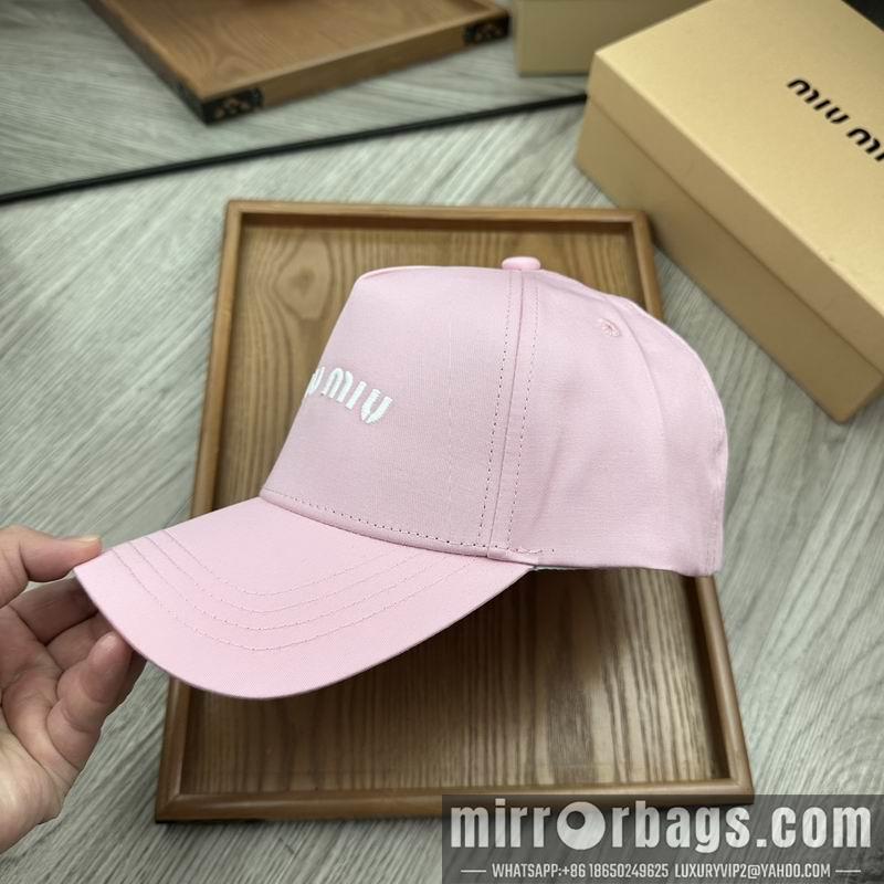 Miumiu Hat dx60