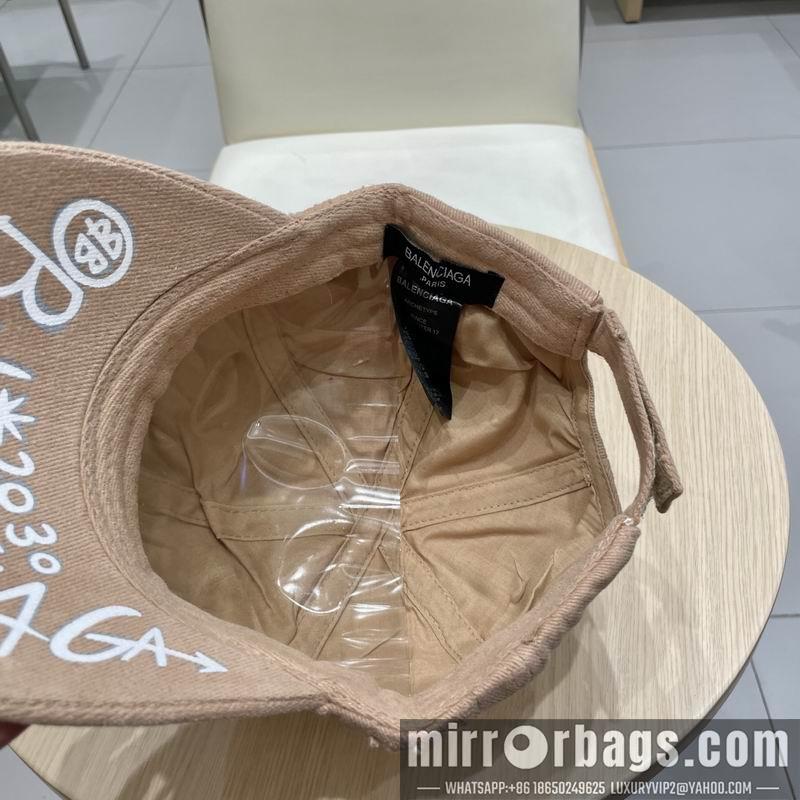 Balenciaga Hat 032001