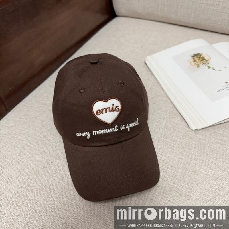 Emis Hat dx06