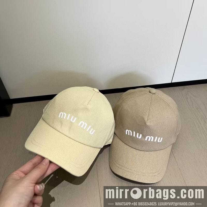Miumiu Hat 091401