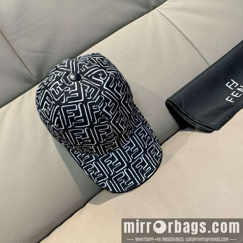 Fendi Hat dx82
