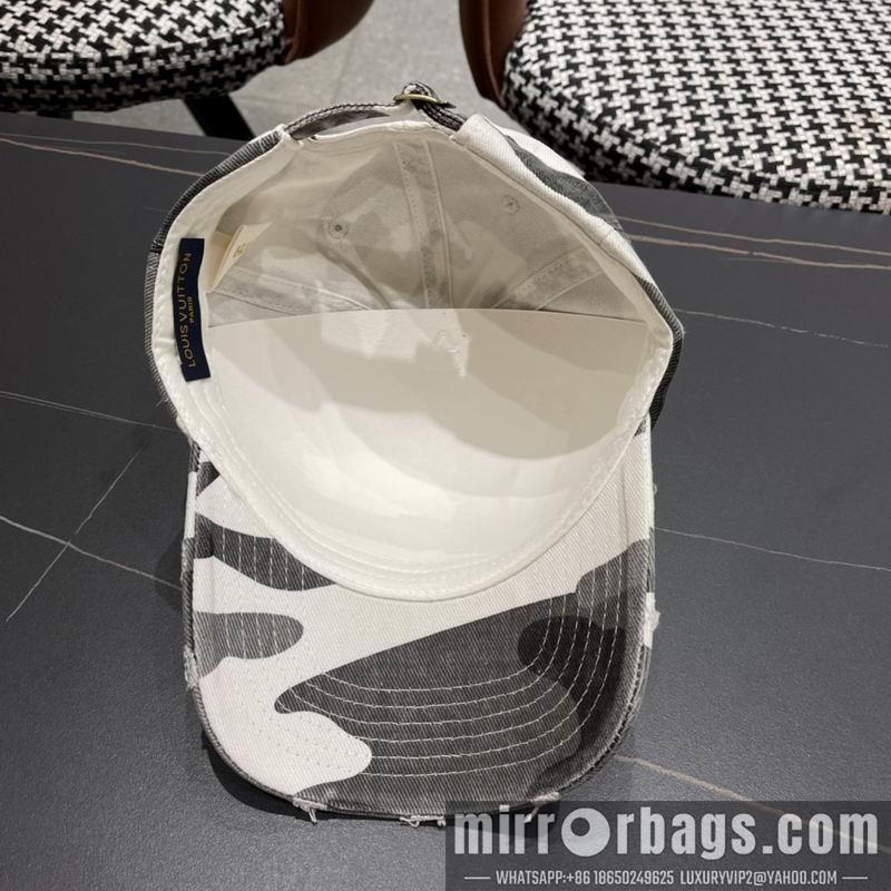LV Hat 072205