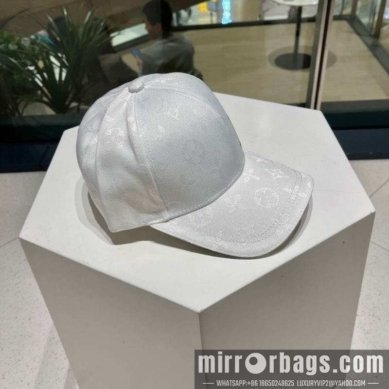 LV Hat 040208