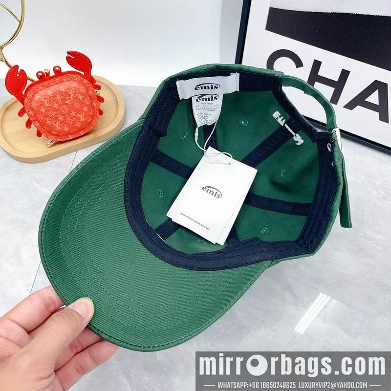 Emis Hat dx02