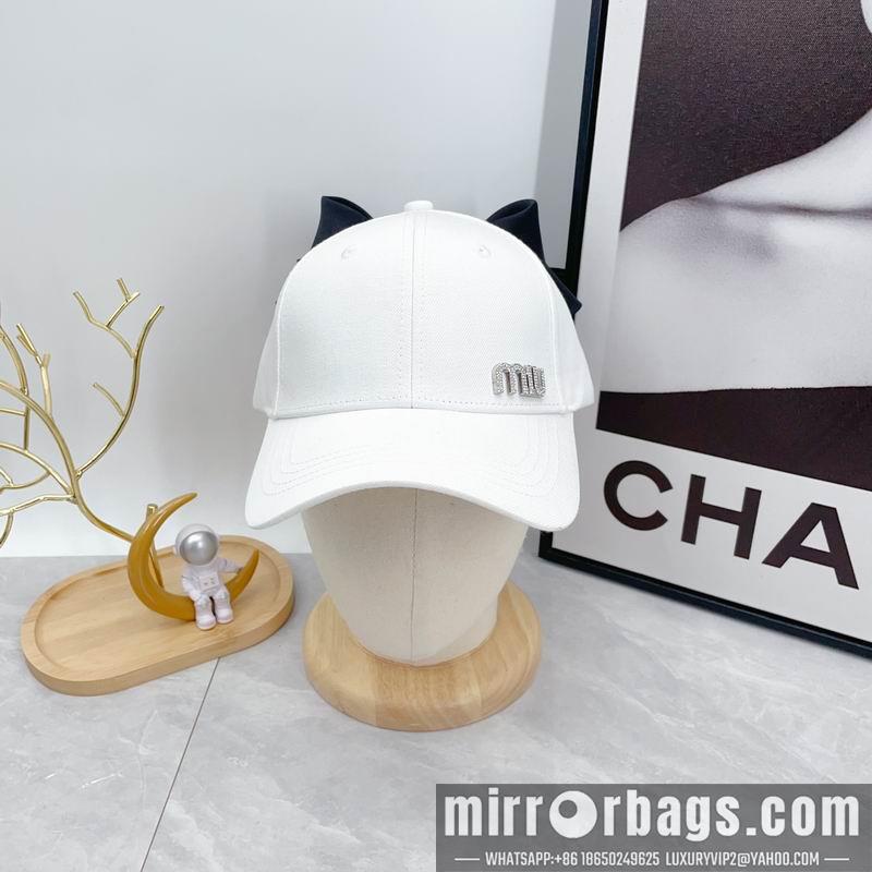 Miumiu Hat dx08