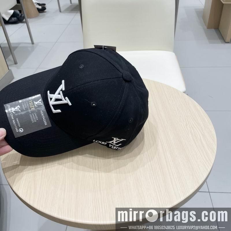 LV Hat 040207