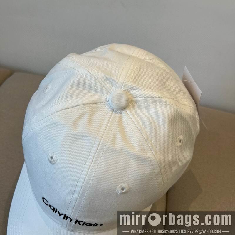 CK Hat dx33