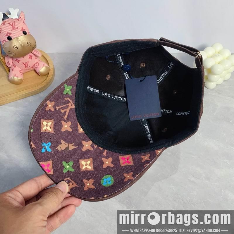 LV Hat dx83
