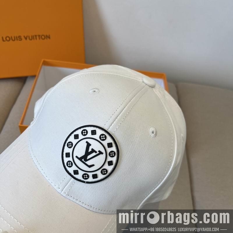 LV Hat dx66