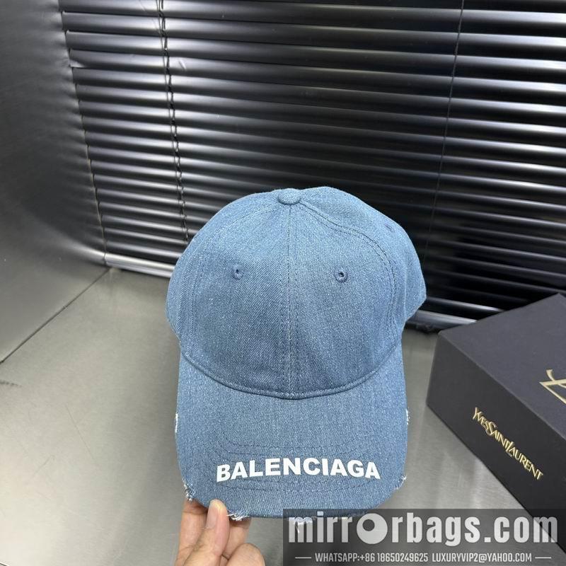 Balenciaga Hat dx21