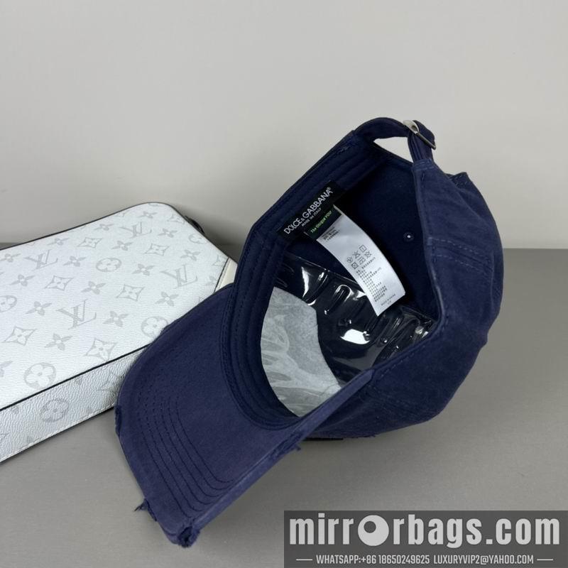 DG Hat dx21